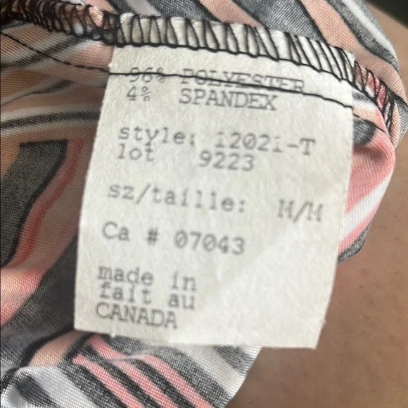 Geometric Patterned Maxi Dress - Picture 2 of 4